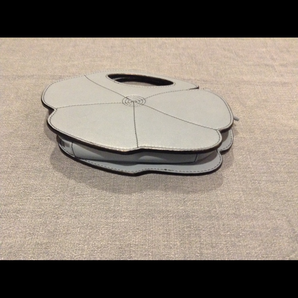 Paige Novick “Wedgewood blue” leather flower clutch - Picture 3 of 4